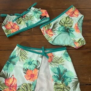 Justice 3 piece swimsuit XS 5/6 teal